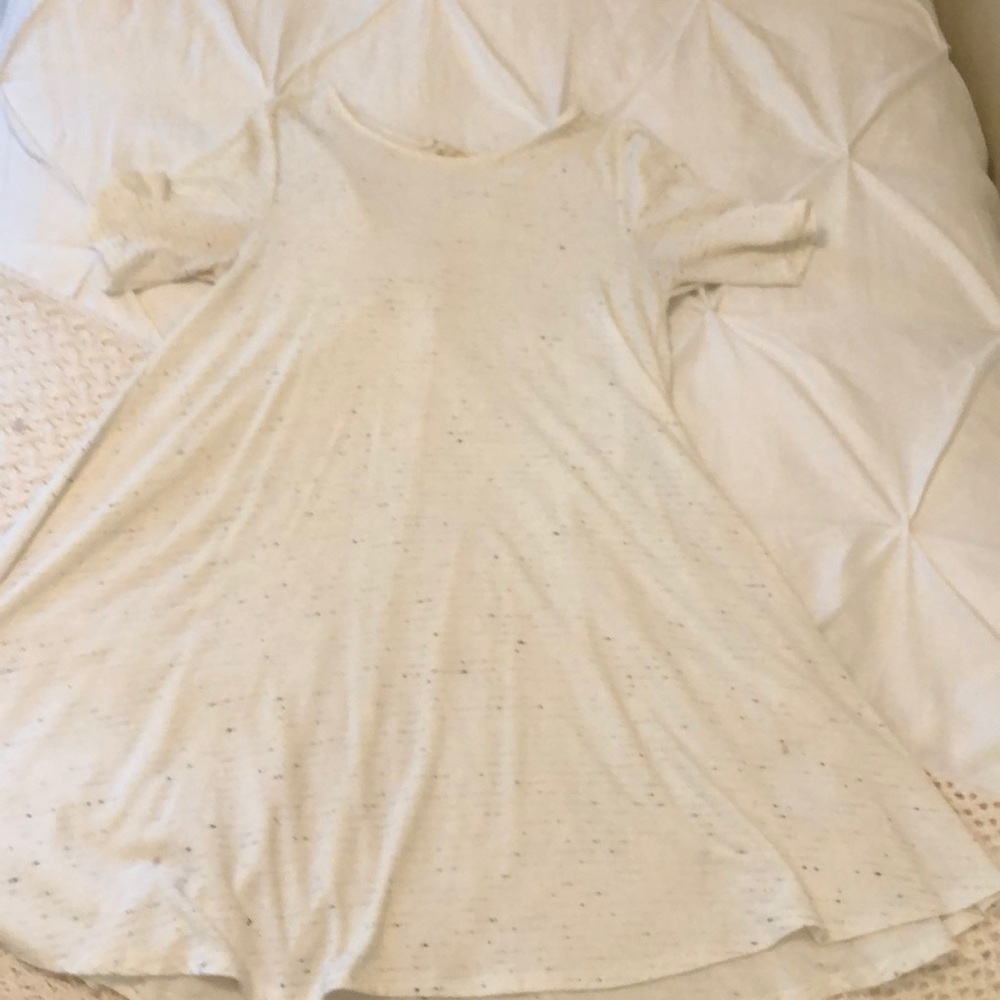 Francesca’s White Speckled T-Shirt Dress